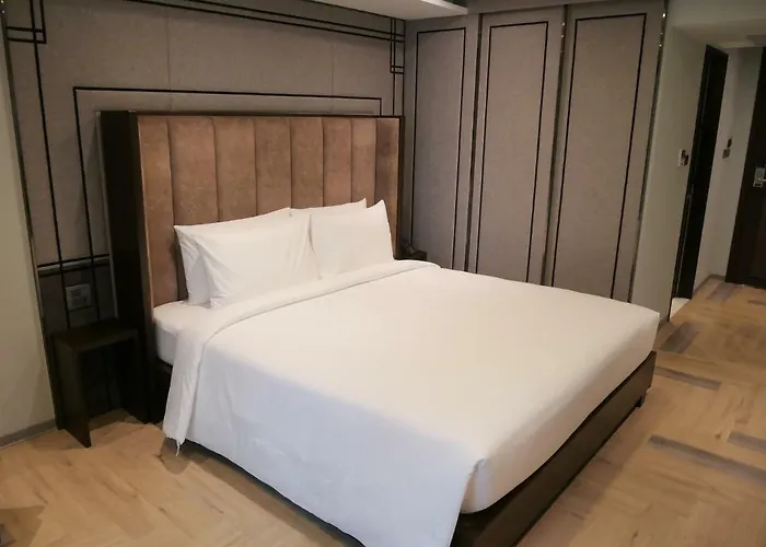 First Pride Hotel 4*
