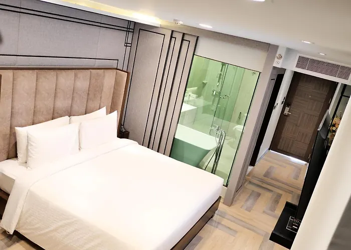 First Pride Hotel Bangkok